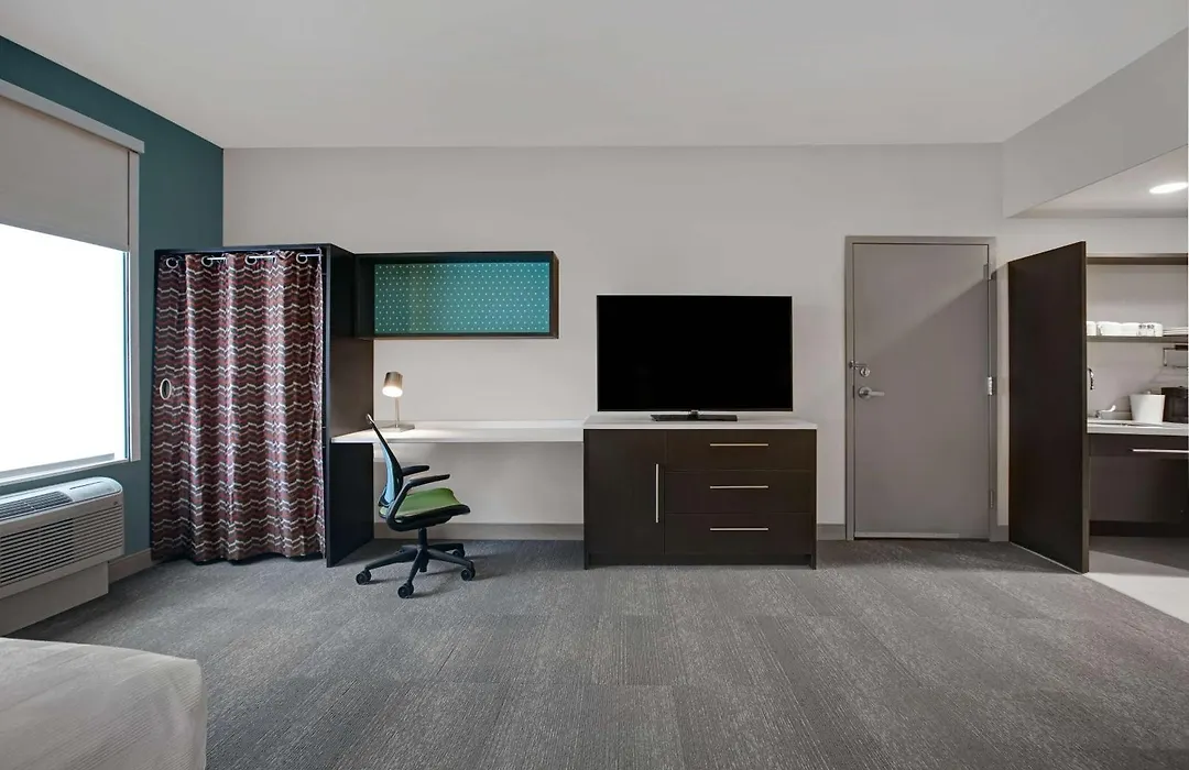 Home2 Suites By Hilton Milwaukee Downtown-1