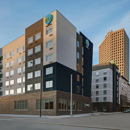 Home2 Suites By Hilton Milwaukee Downtown-3
